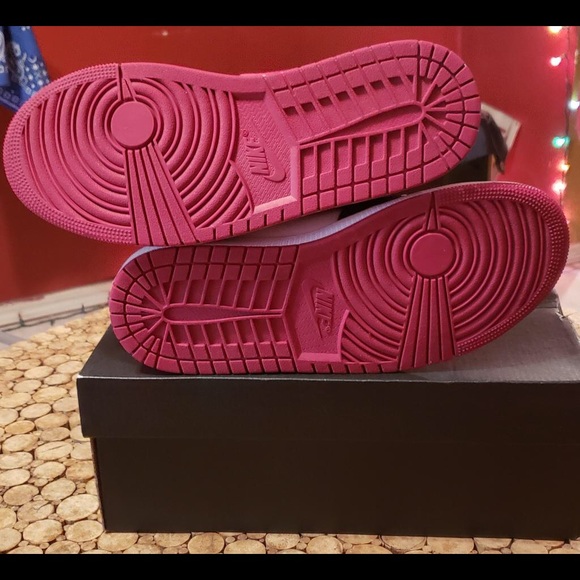 Jordan 1 mid bred - Picture 3 of 7